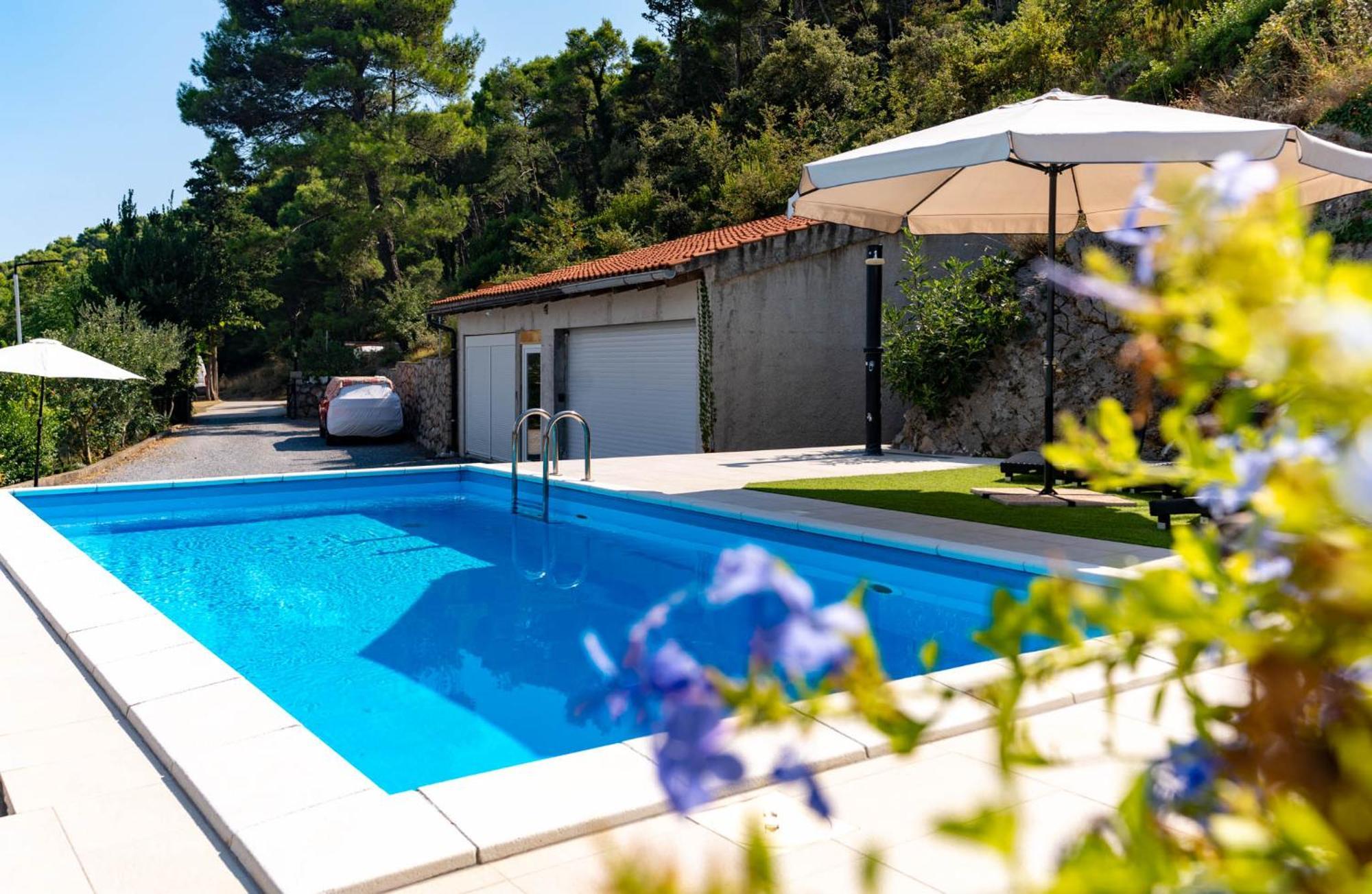 Apartments Lores Rab Town Exterior foto